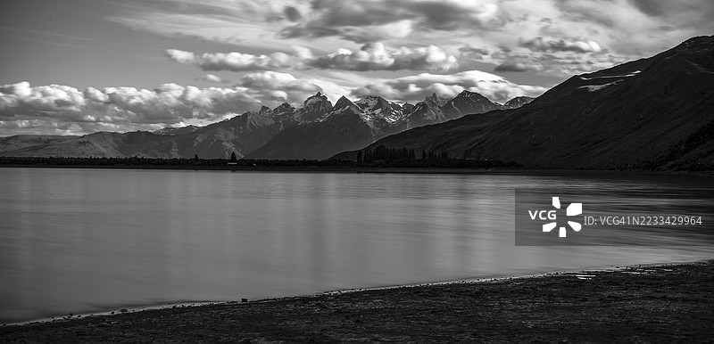 黑白色调的巴塔哥尼亚图片素材