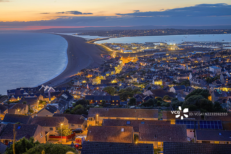 英国多塞特的波特兰和切西尔海滩图片素材