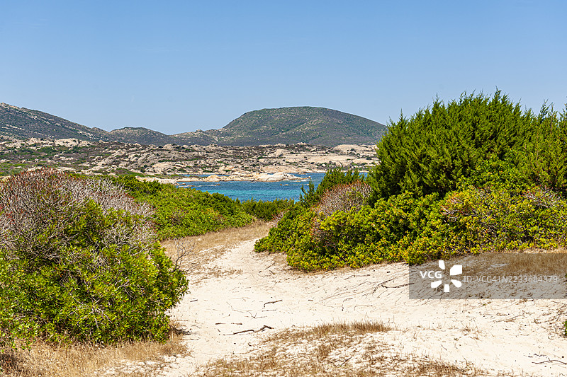 撒丁岛，阿西纳拉岛的圣安德烈亚湾美丽的海洋图片素材