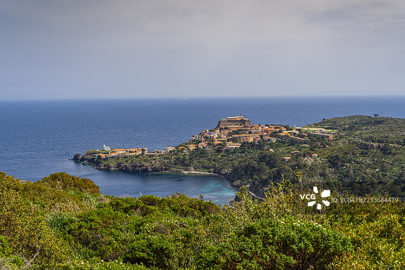 托斯卡纳，卡普雷亚岛的景色。图片素材