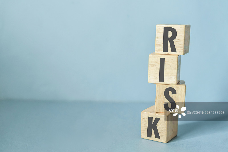风险缓解的概念，保护公司的投资和财务风险图片素材