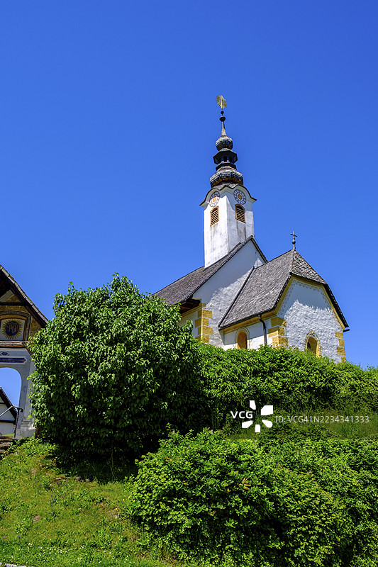 罗森克兰茨教堂,玛丽亚沃尔特朝圣教堂,位于奥地利卡恩顿州沃尔特湖南岸图片素材