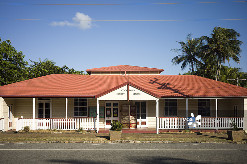 昆士兰州法诺北部库克镇的邮局大楼图片素材