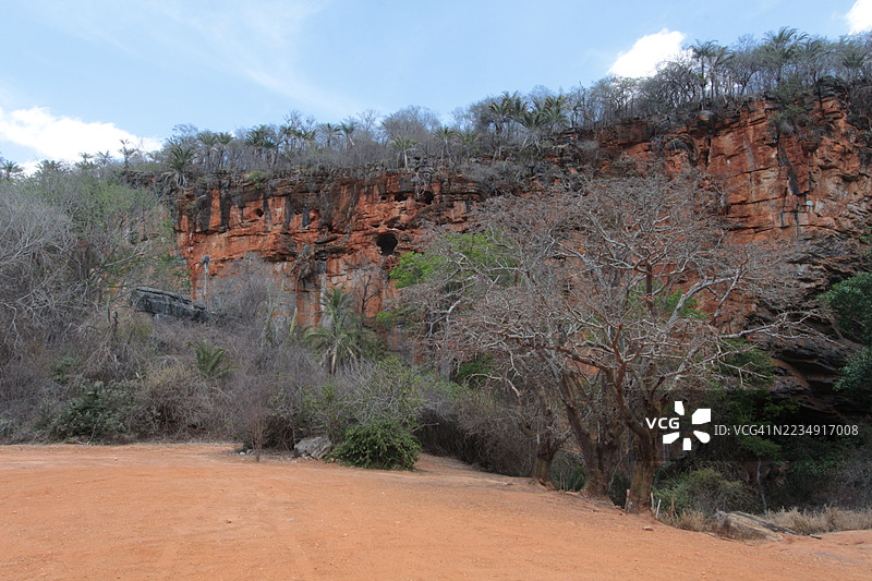 拉皮尼亚洞穴图片素材