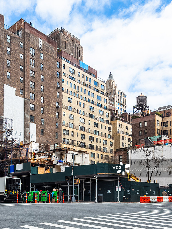 纽约的人行横道和施工现场图片素材