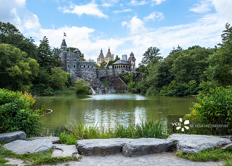 纽约中央公园的乌龟池图片素材