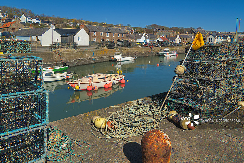 约翰肖文港口，位于阿伯丁以南约30英里，坐落在北海沿岸。约翰肖文，阿伯丁郡，高地地区，苏格兰，英国。图片素材