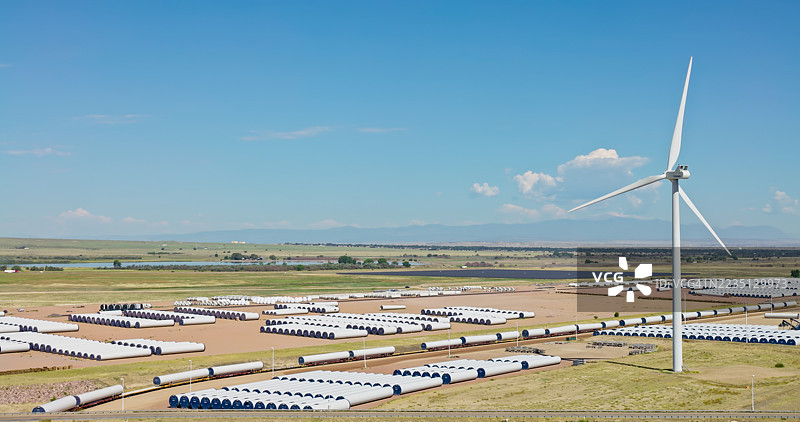 风力涡轮机制造厂的航拍图图片素材