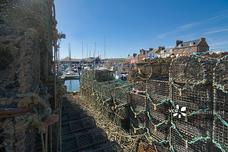 俯瞰阿布罗阿港的西侧。阿布罗阿，安格斯，苏格兰东北部，英国图片素材