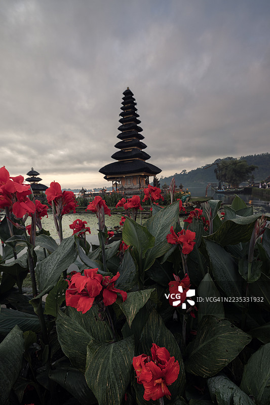 印尼巴厘岛的布拉乌伦达努布拉坦寺。图片素材