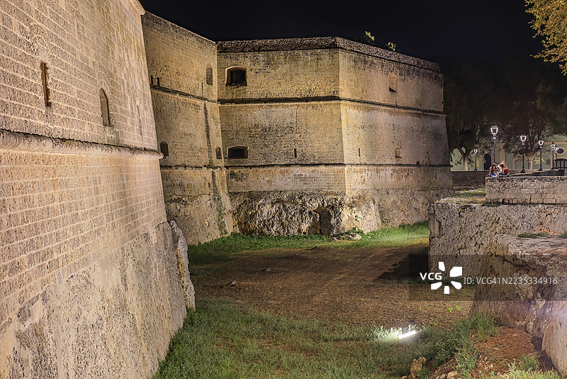 意大利普利亚州科佩尔蒂诺的城堡图片素材
