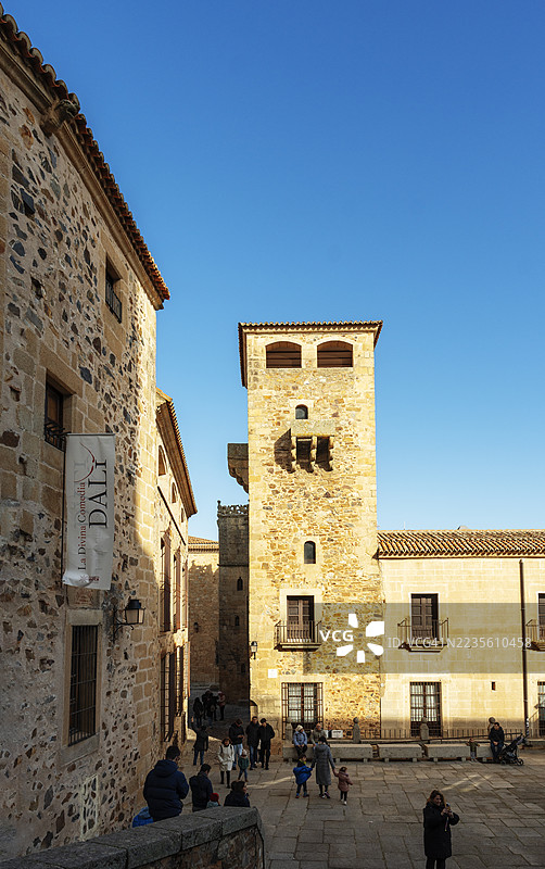 卡塞雷斯圣乔治广场与高尔菲内斯宫图片素材