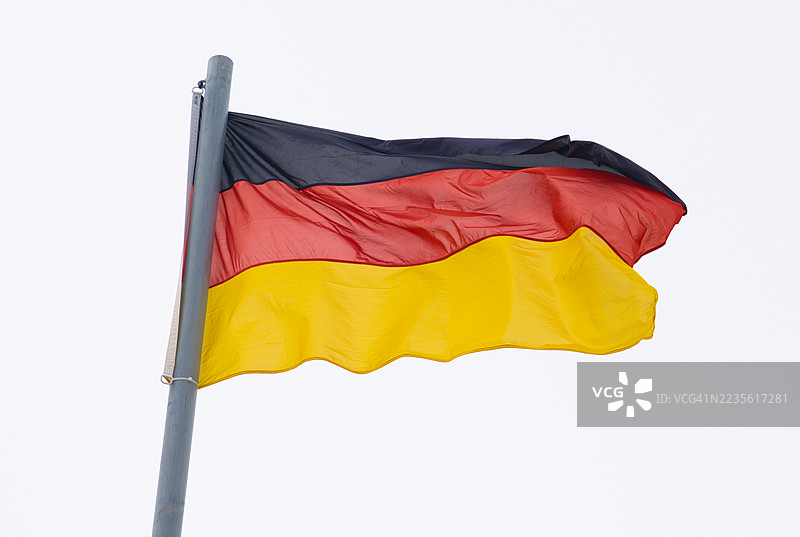 德国国旗在风中飘扬。图片素材