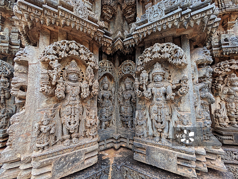 卡纳塔克邦霍伊萨拉王国的切纳卡萨瓦寺庙雕塑图片素材