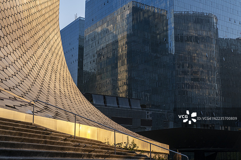 墨西哥城现代建筑中的索马亚博物馆外观图片素材