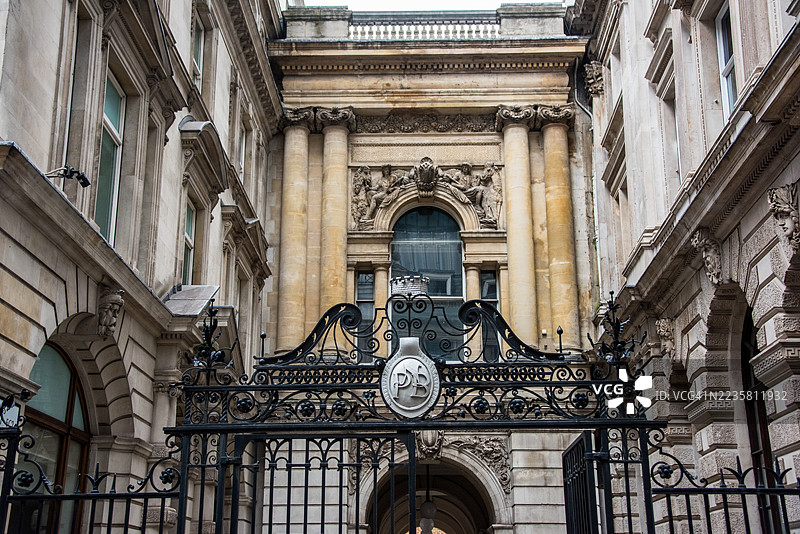 亚当法院的门和外观图片素材