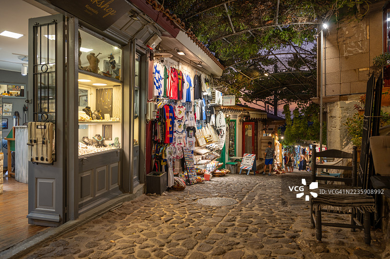 希腊米西姆纳镇的商店小巷图片素材