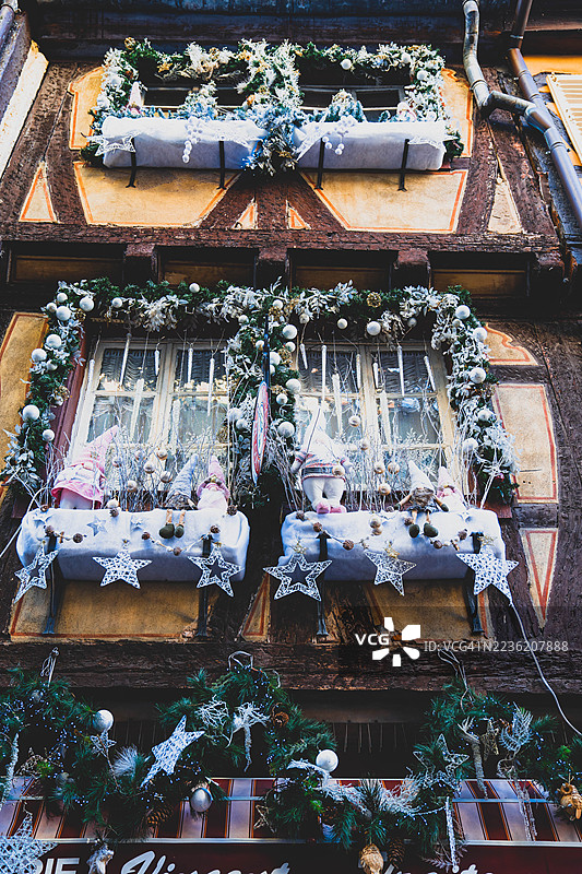 法国斯特拉斯堡老城区圣诞集市 - 插画图片素材