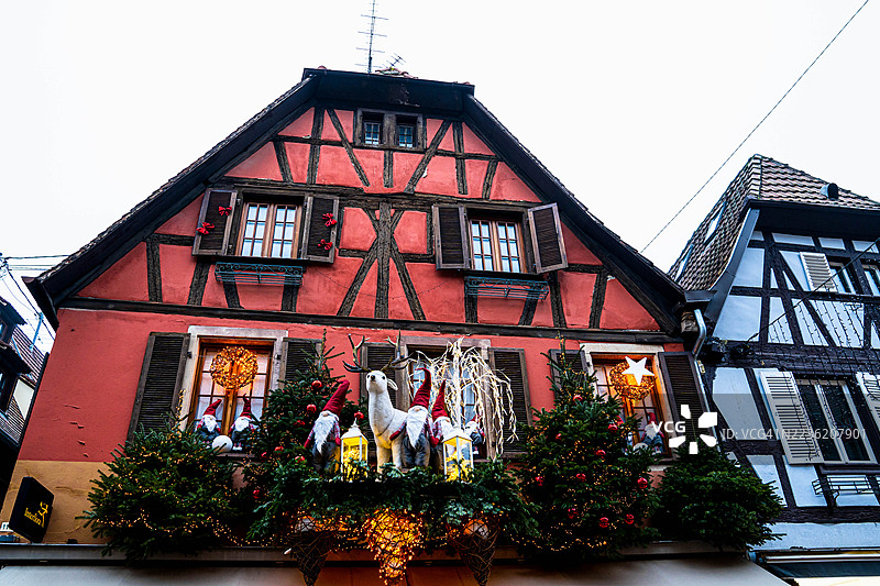 法国斯特拉斯堡老城区圣诞集市 - 插画图片素材