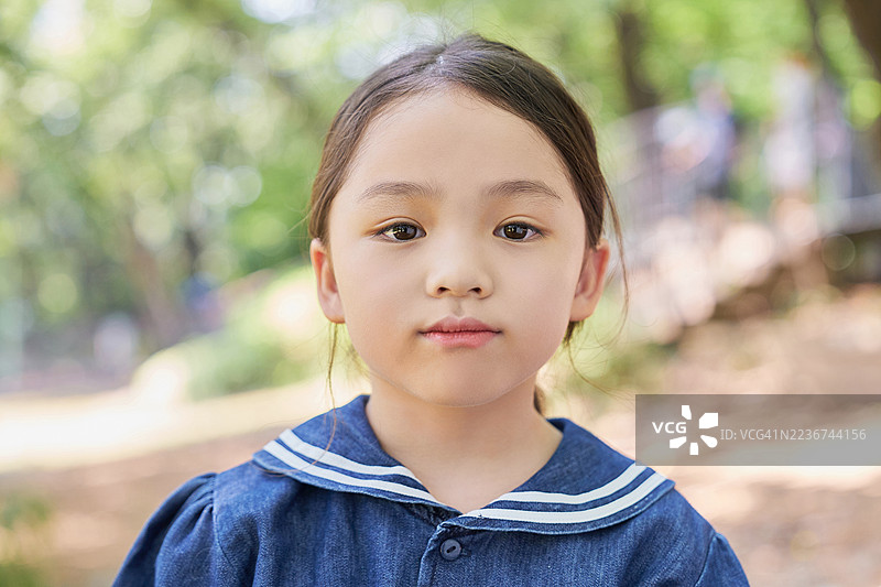 孩子们，面部表情，小学生，生活方式，好奇心图片素材