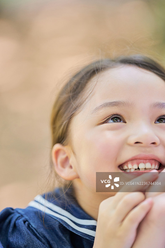 孩子们，面部表情，小学生，生活方式，好奇心图片素材