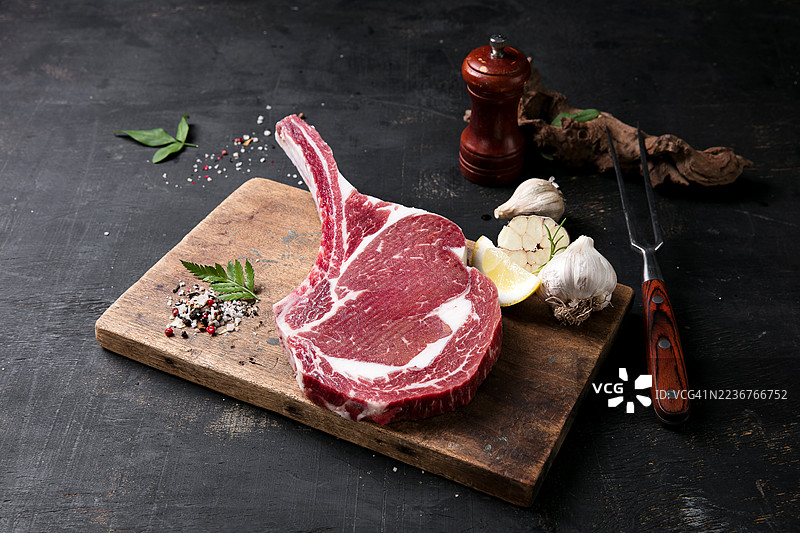 牛排托马霍克图片素材