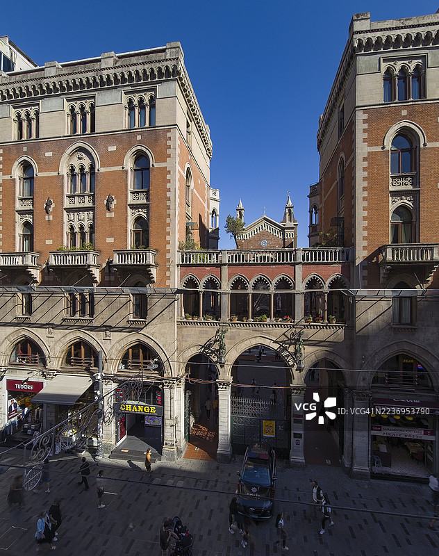 土耳其伊斯坦布尔贝伊奥卢区的圣安东尼帕多瓦教堂图片素材