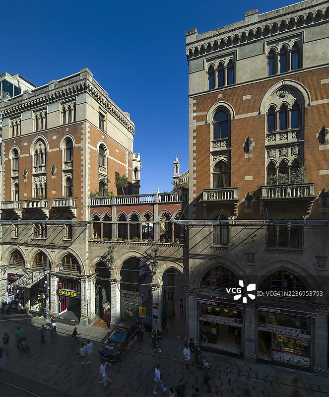 土耳其伊斯坦布尔贝伊奥卢区的圣安东尼帕多瓦教堂图片素材