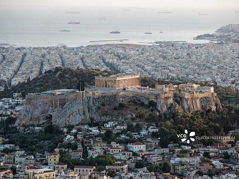 日落时分从利卡维多斯山看到的雅典卫城图片素材