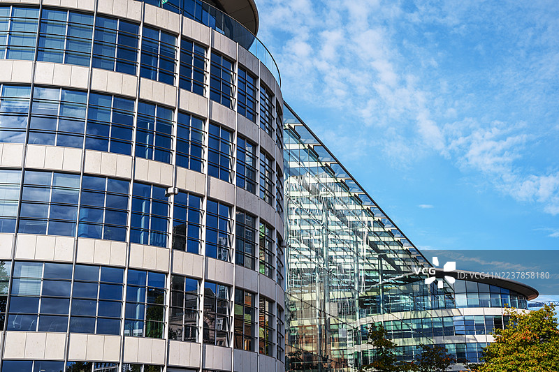 伦敦塔山办公大楼的外立面图片素材