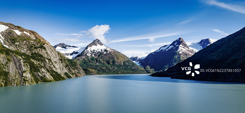 阿拉斯加贝尔德峰波塔奇冰川湖雪山吉尔德伍德美国图片素材
