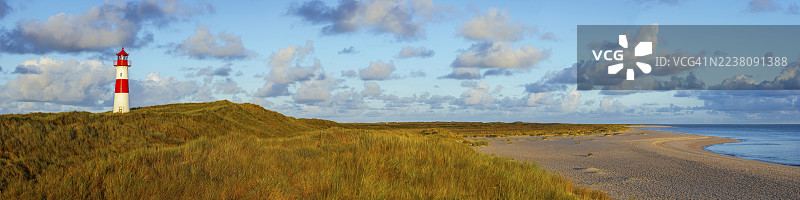 林斯特灯塔，位于埃伦博根，晨光，晨间氛围，沙丘，北海岛屿，叙尔特图片素材