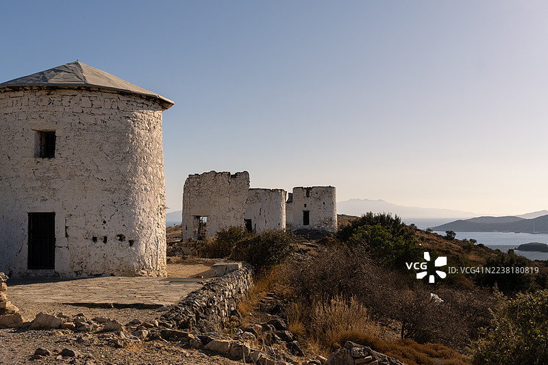 土耳其博德鲁姆风车图片素材