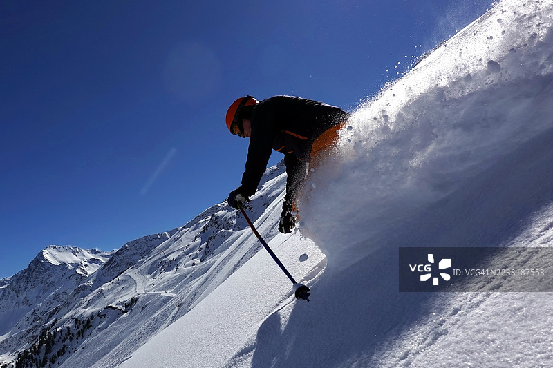 在奥地利圣安东滑雪图片素材
