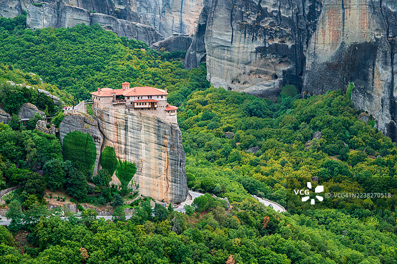 希腊梅特奥拉悬崖修道院图片素材