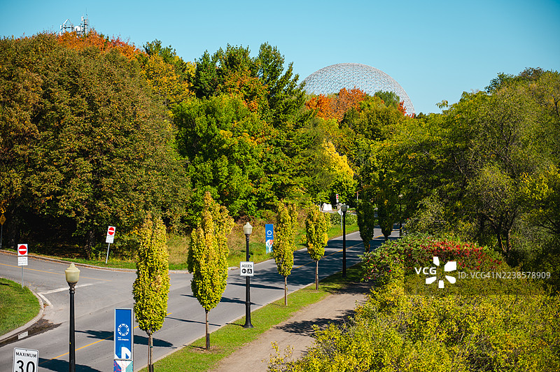 秋季蒙特利尔的让·德拉波公园图片素材