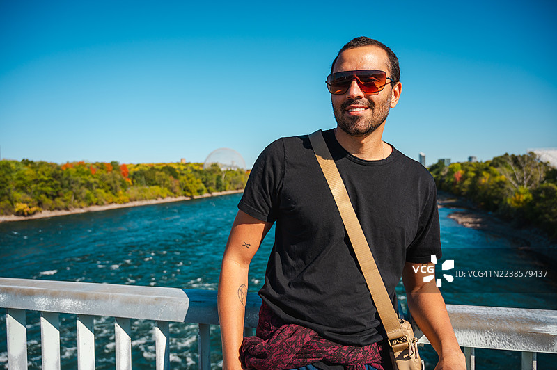 让·德雷珀公园的男人在蒙特利尔图片素材