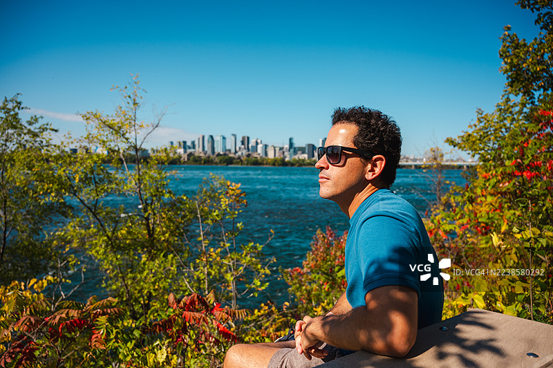 让·德拉波公园的男人在蒙特利尔图片素材