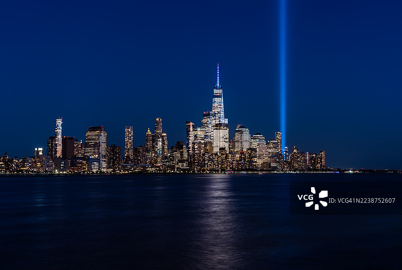 9/11纪念光束图片素材
