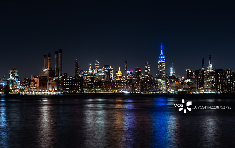曼哈顿夜景河畔天际线景观图片素材