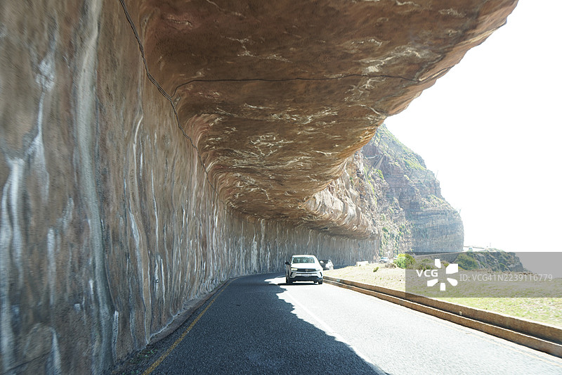 查普曼峰大道，汽车，落石防护棚，开普敦，南非图片素材