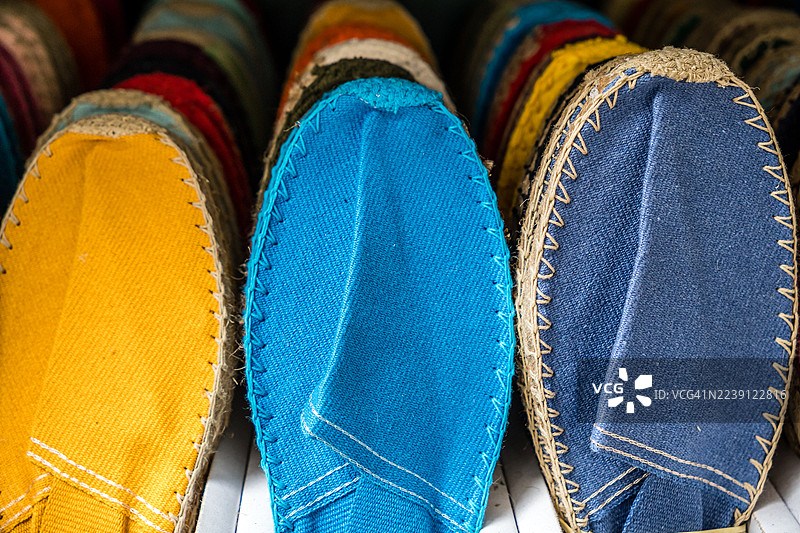 狼形麻底鞋（espadrilles）图片素材