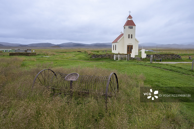 冰岛北部莫德鲁达尔教堂图片素材