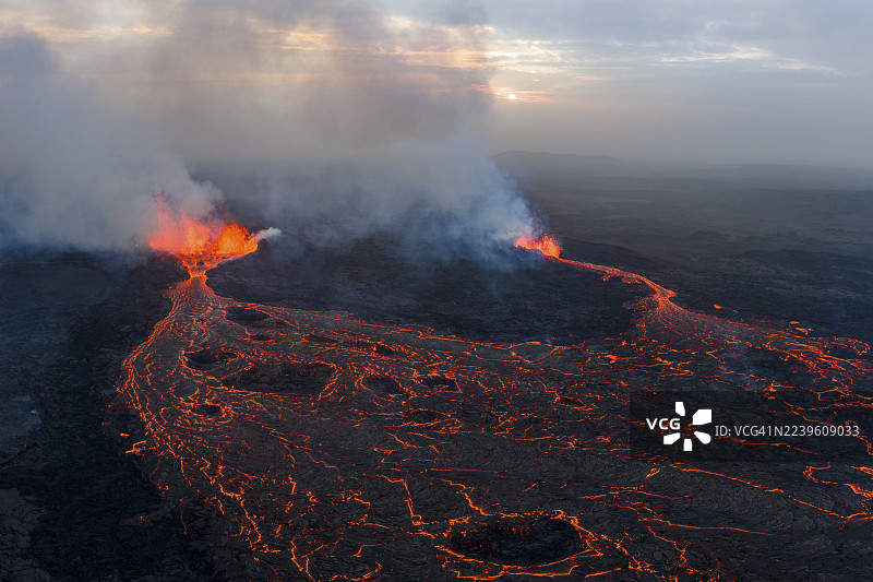 火山喷发，桑德努库尔火山口链，近格林达维克，雷克雅内斯半岛，冰岛西南部，冰岛图片素材