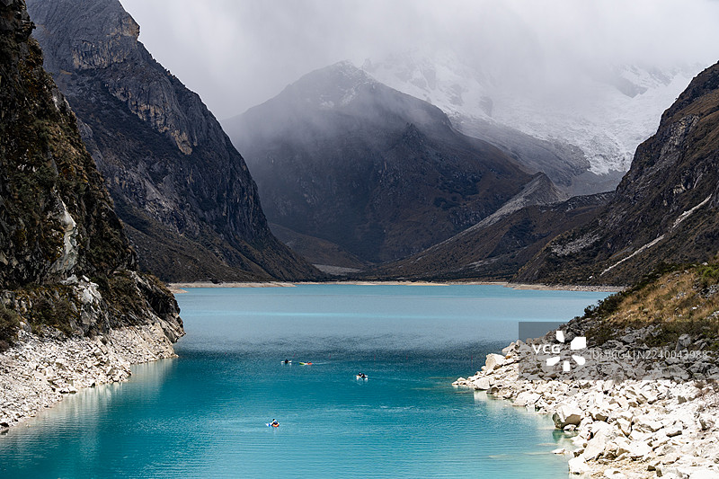 秘鲁帕龙湖和白山脉图片素材