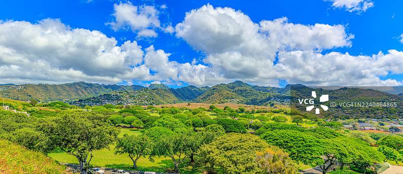 夏威夷檀香山库劳山脉的葱郁山谷图片素材