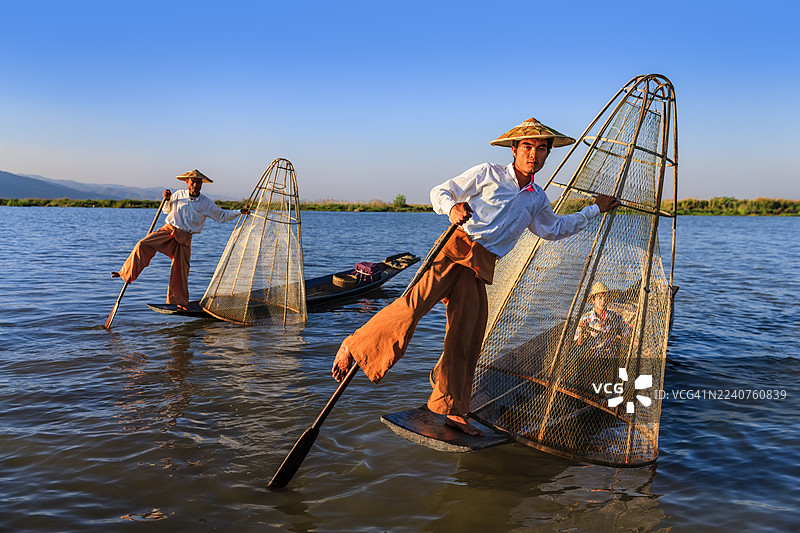 缅甸掸邦茵莱湖渔民图片素材
