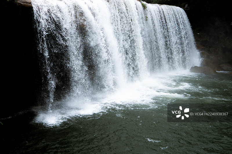 克朗苏里瀑布，梅加拉亚邦图片素材