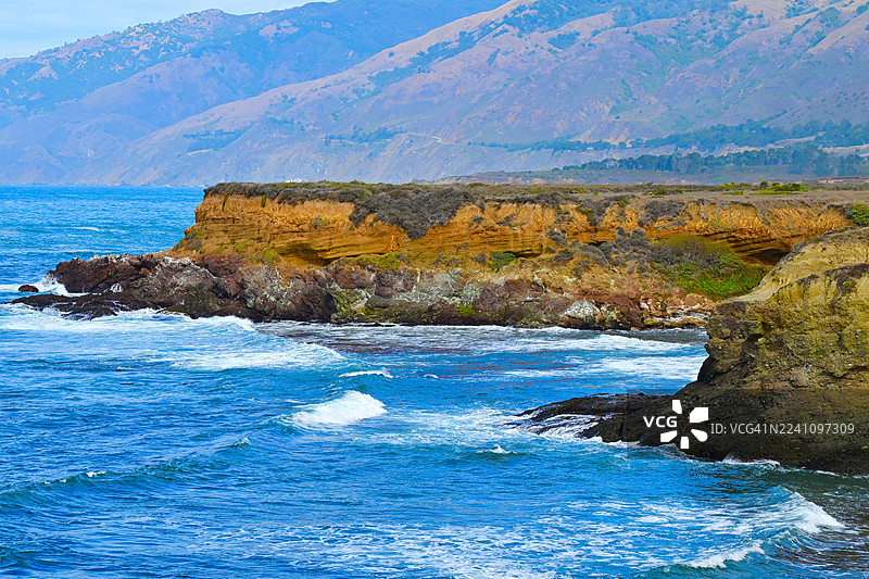 加利福尼亚州中部海岸线上行图片素材