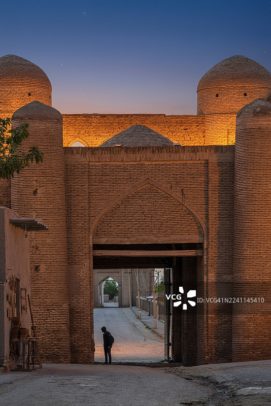 日落时分的伊昌卡拉守护门图片素材